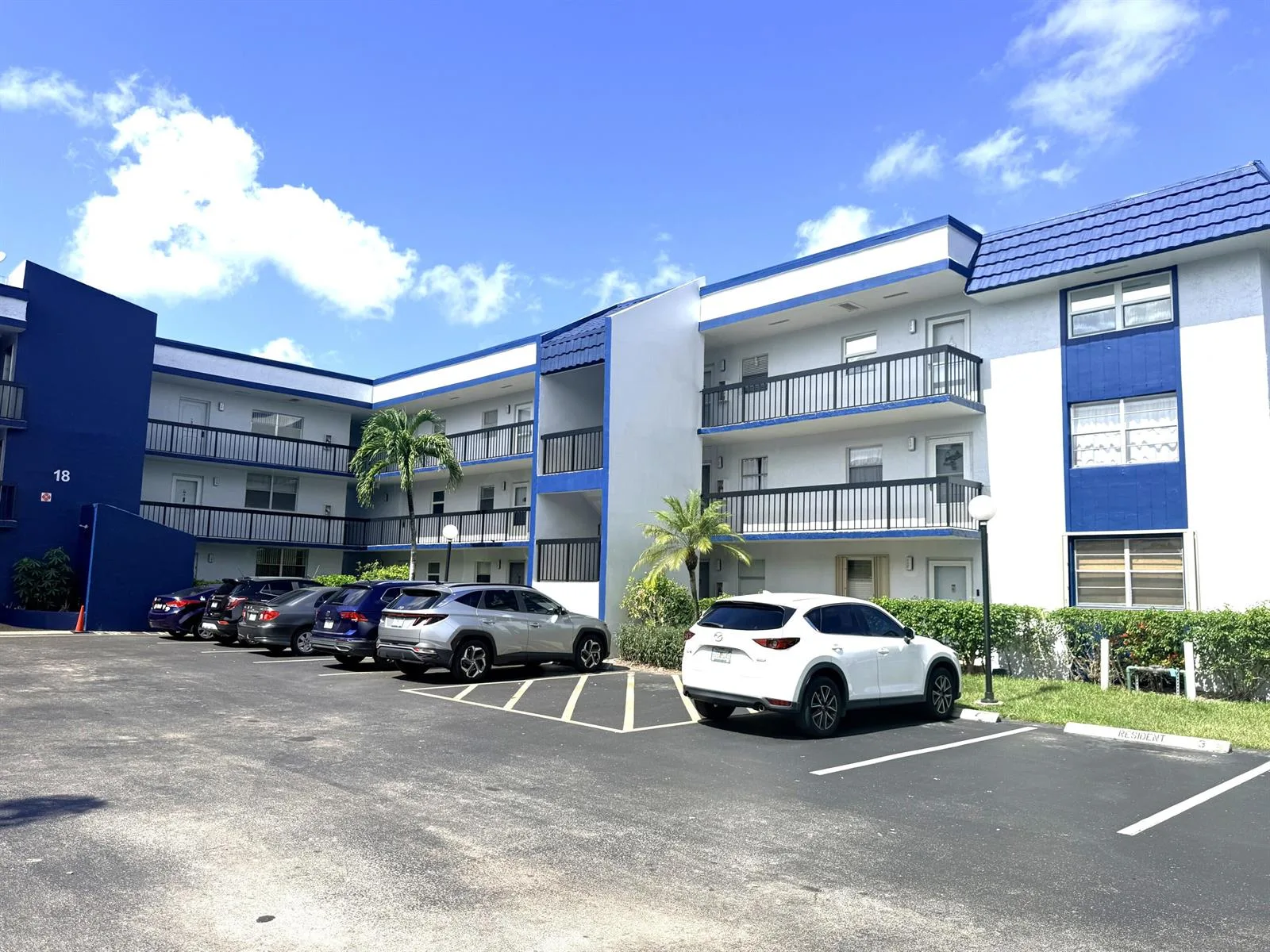 3050 Holiday Springs Boulevard # 111, Margate, FL 33063