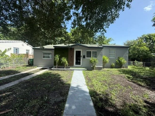 1121 NW 56th St # 0, Miami, FL 33127