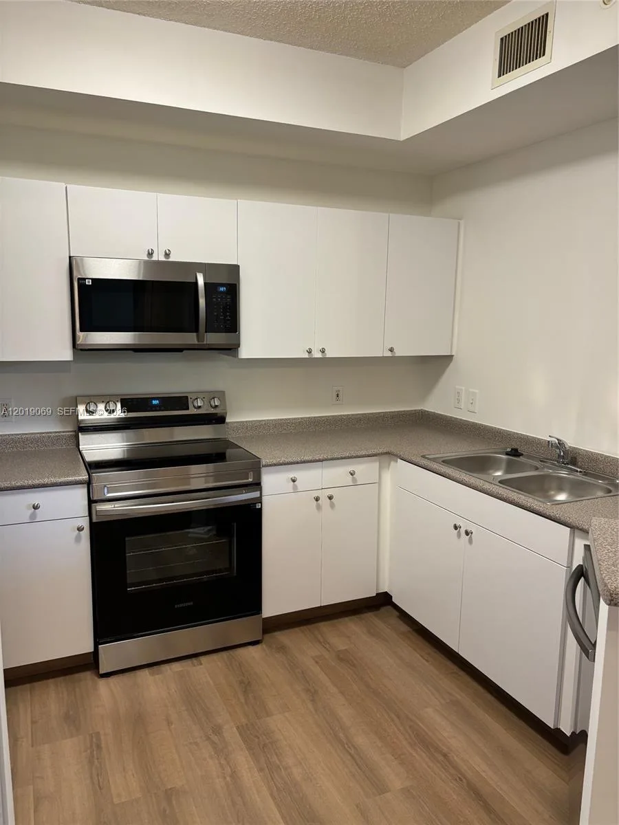 1900 Van Buren St # 113B, Hollywood, FL 33020 photo 10