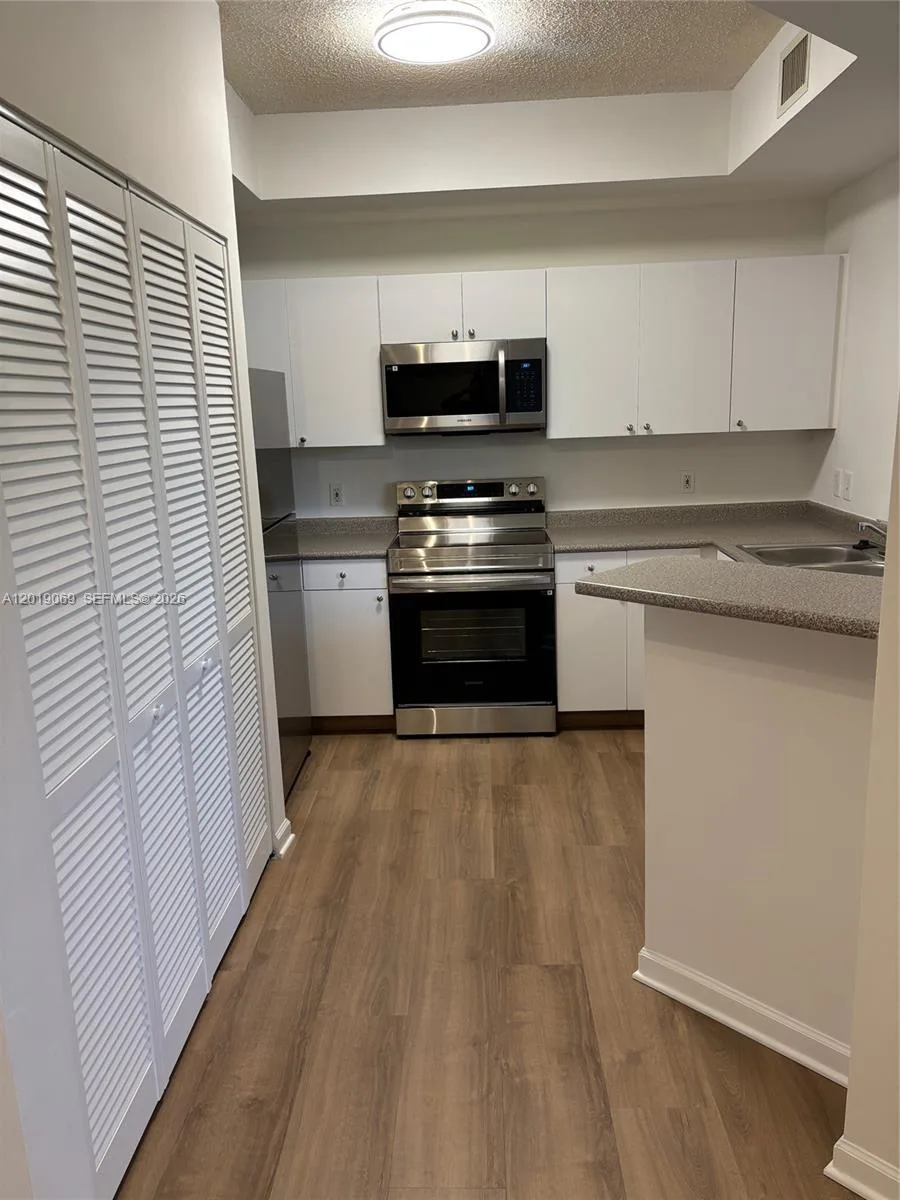 1900 Van Buren St # 113B, Hollywood, FL 33020 photo 11
