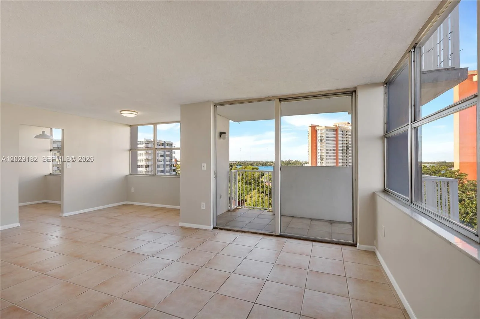 1300 NE Miami Gardens Dr # 714E, Miami, FL 33179 photo 5