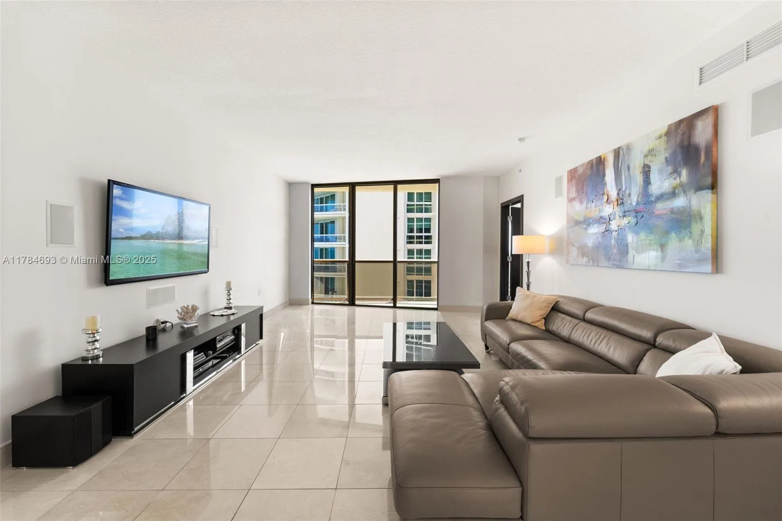 16275 Collins Ave # 2202, Sunny Isles Beach, FL 33160 photo 2