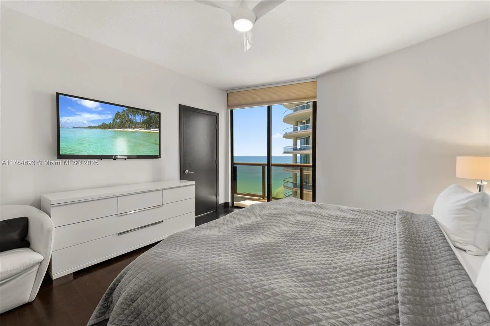 16275 Collins Ave # 2202, Sunny Isles Beach, FL 33160 photo 8