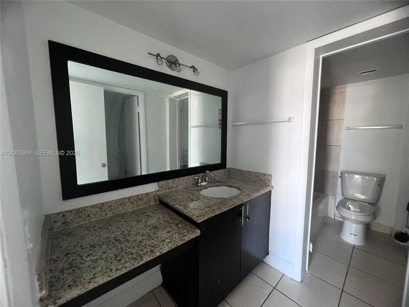 496 NW 165th St Rd # D-414, Miami, FL 33169 photo 8