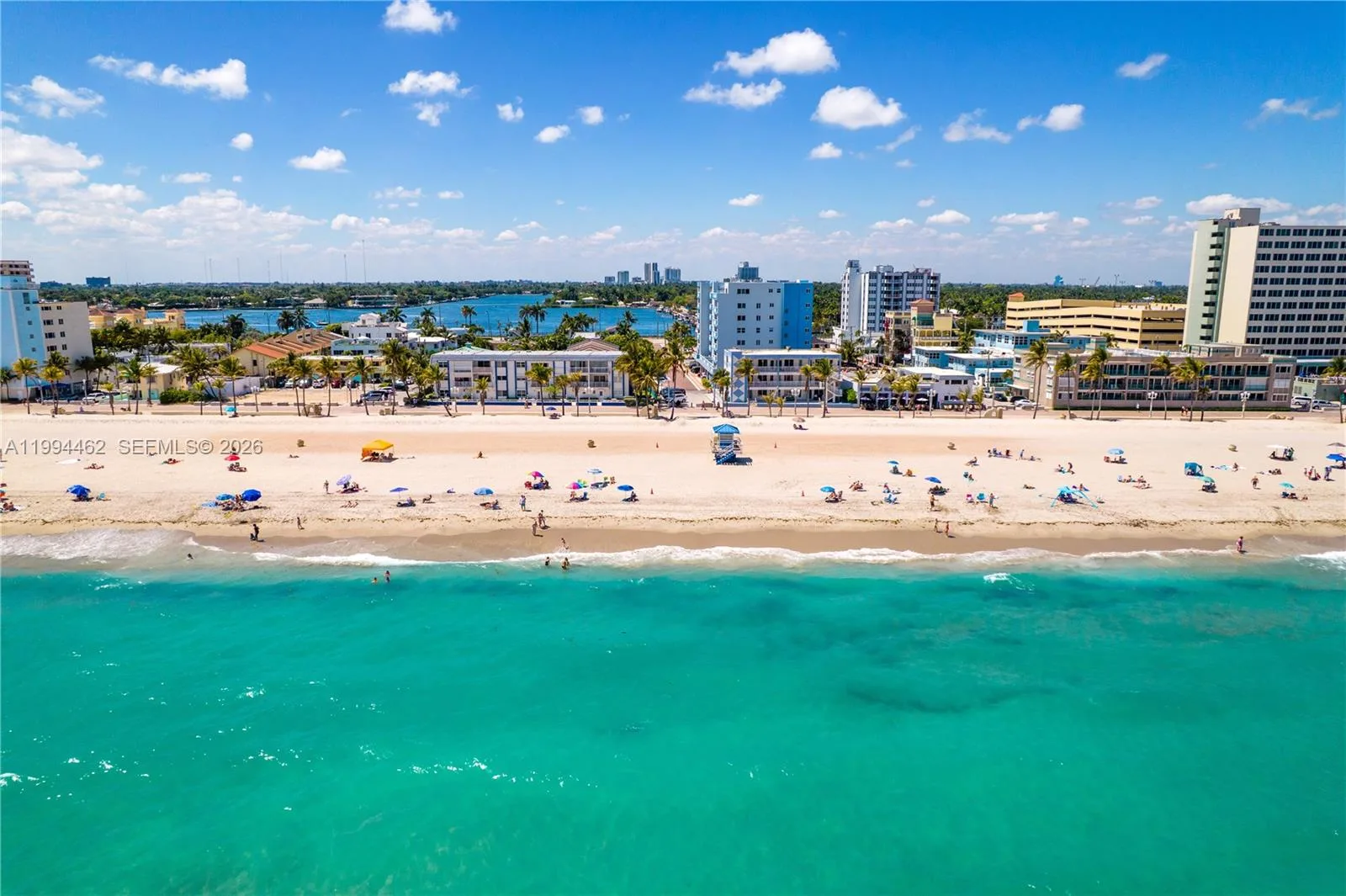 335 Virginia St, Hollywood, FL 33019