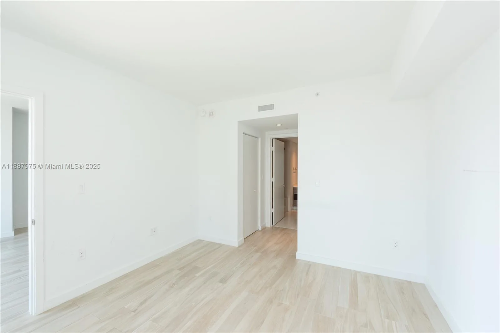1300 S Miami Ave # 1003, Miami, FL 33130 photo 13