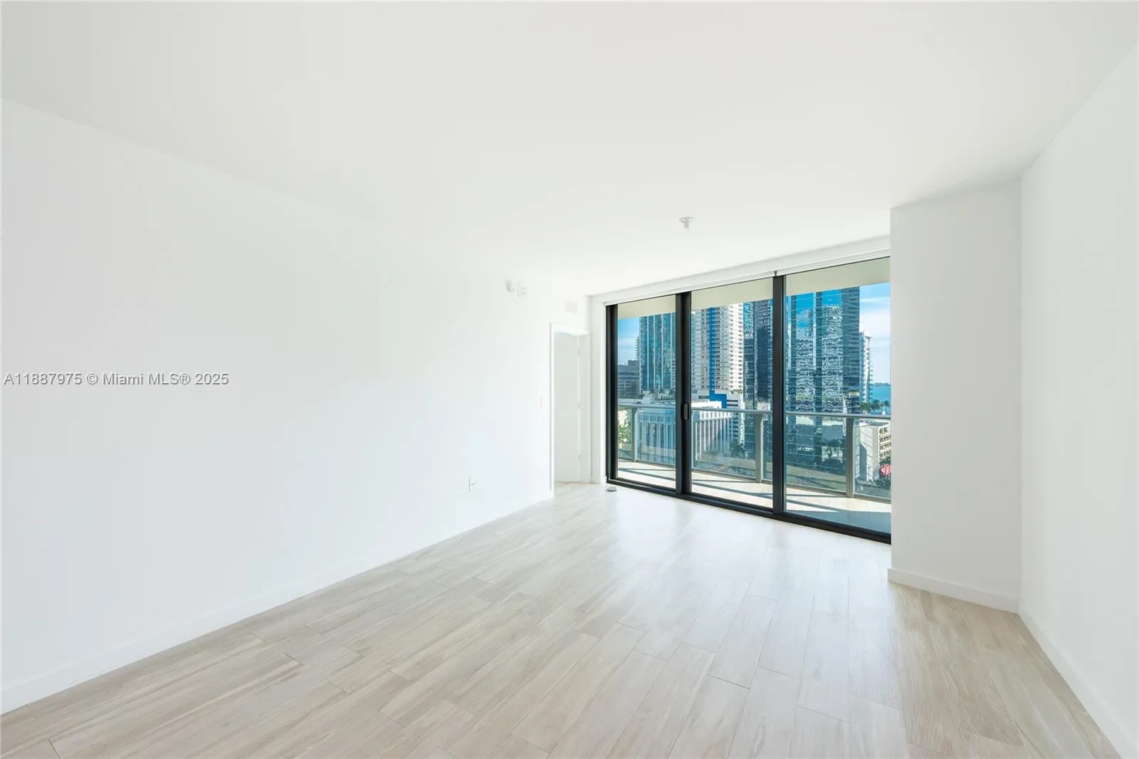 1300 S Miami Ave # 1003, Miami, FL 33130 photo 3