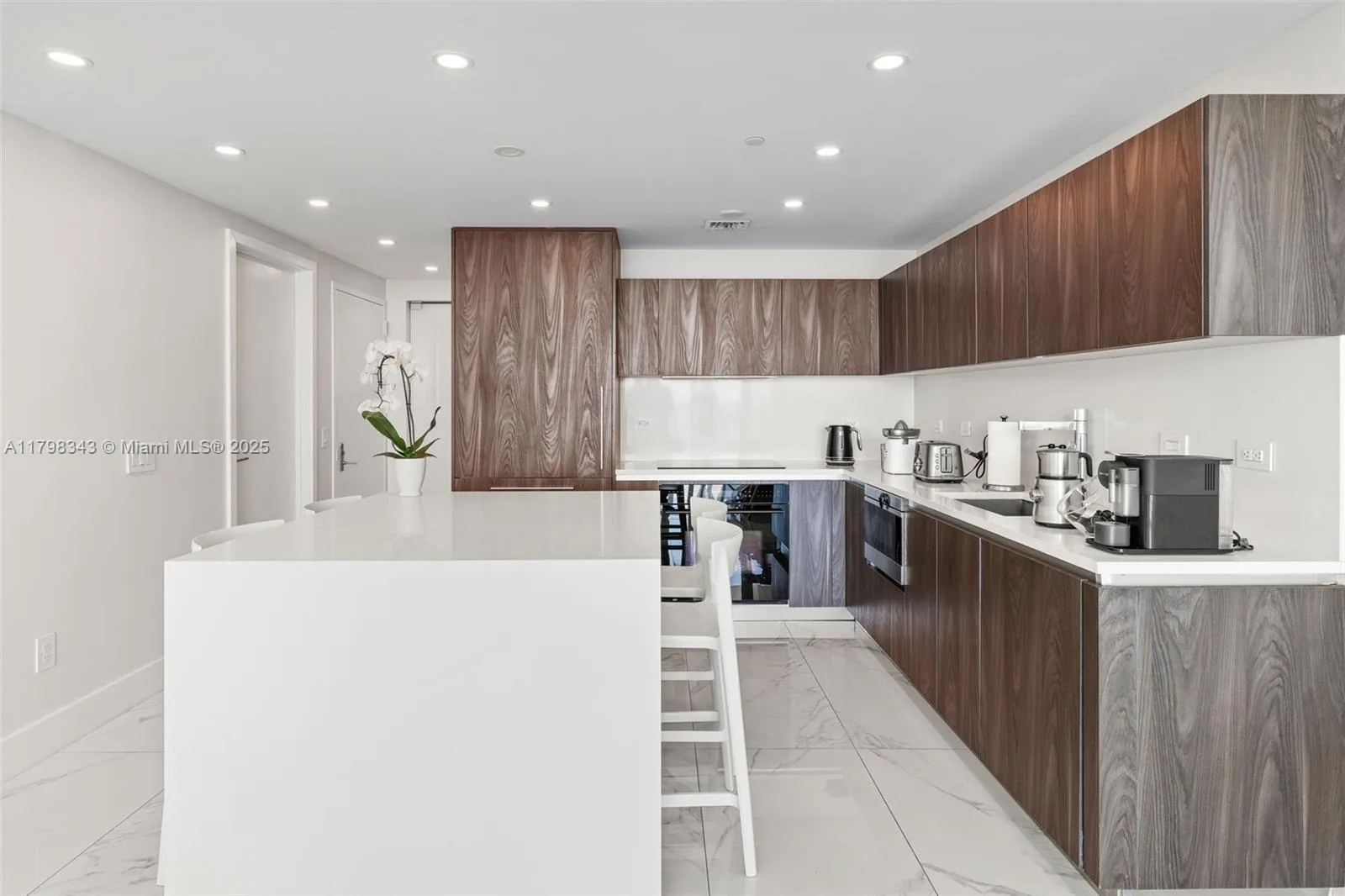3131 NE 7th Ave # 3103, Miami, FL 33137 photo 5