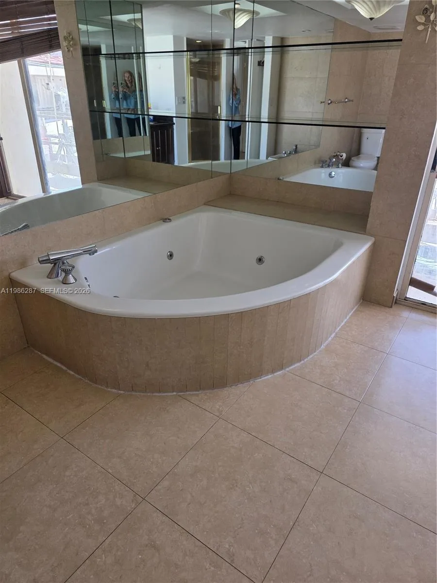 19355 Turnberry Way # 2E, Aventura, FL 33180 photo 9
