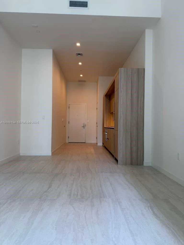 77 SE 5th street # 1011, Miami, FL 33131 photo 6