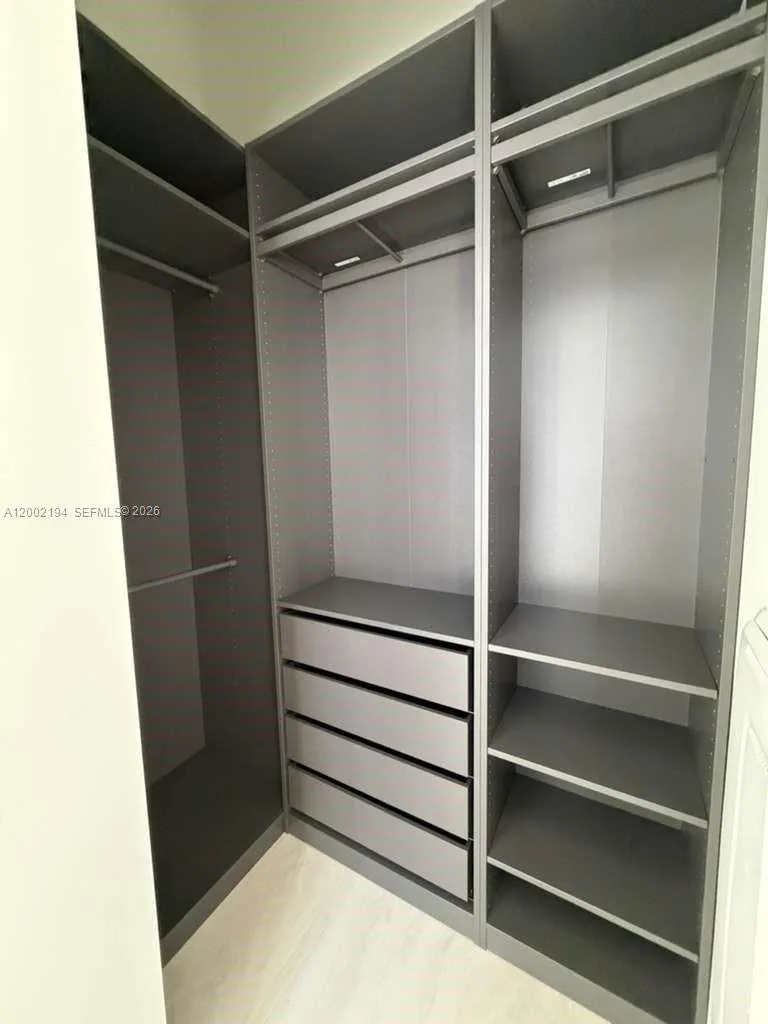 77 SE 5th street # 1011, Miami, FL 33131 photo 9