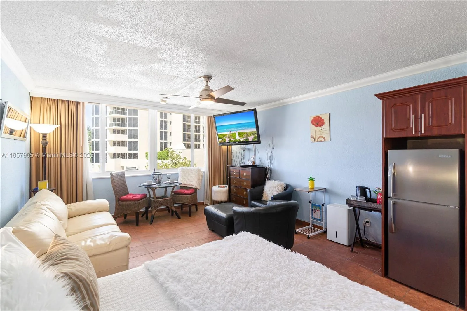 19201 Collins Ave # 129, Sunny Isles Beach, FL 33160 photo 6
