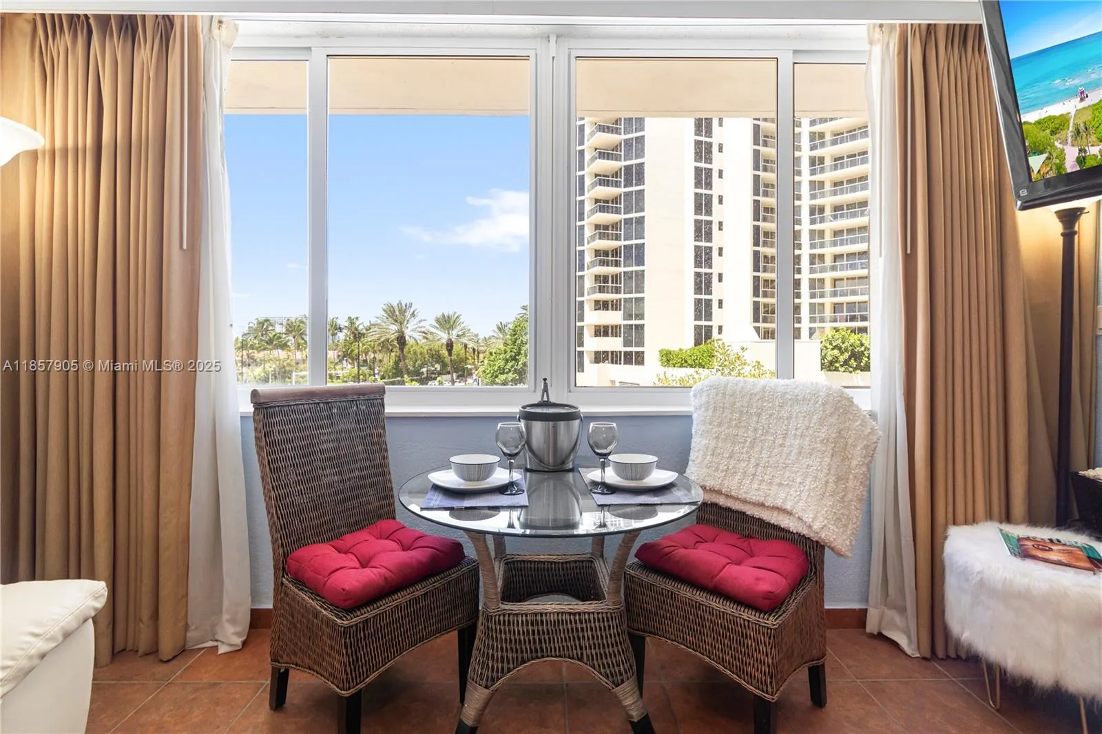 19201 Collins Ave # 129, Sunny Isles Beach, FL 33160 photo 7