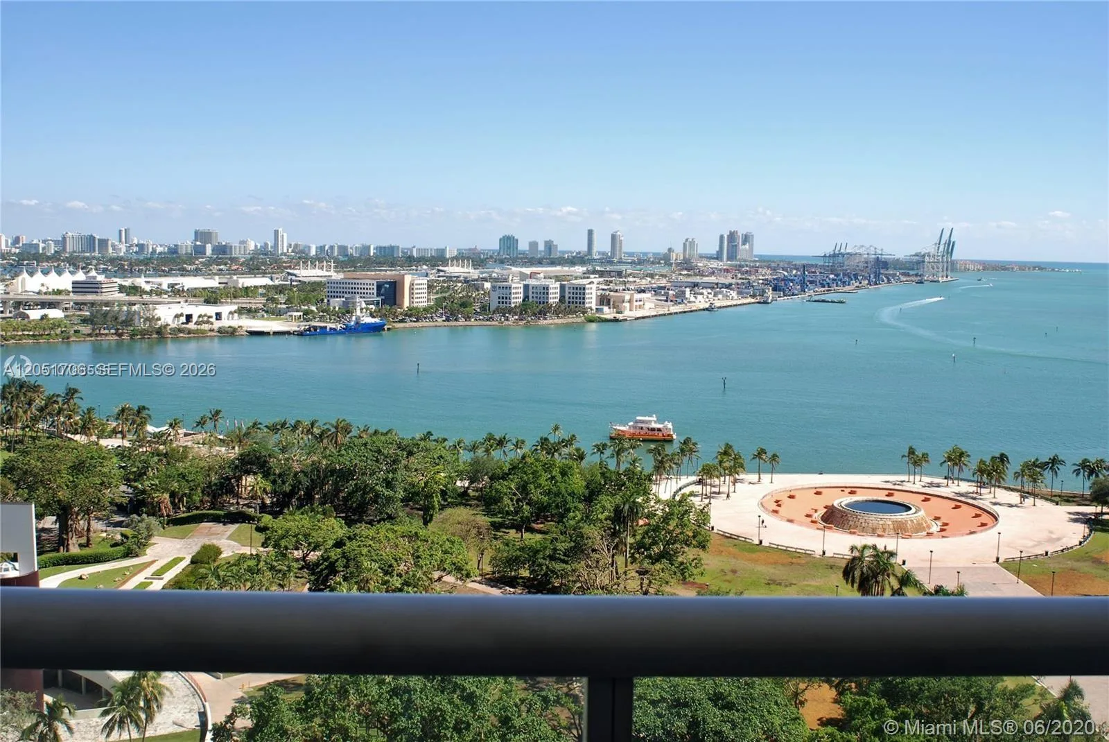 50 Biscayne Blvd # 2810, Miami, FL 33132