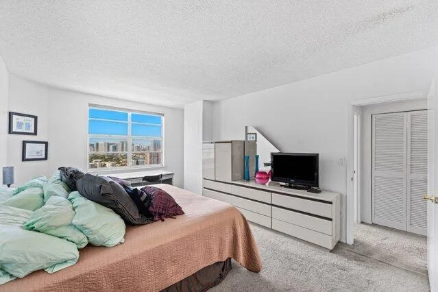 1980 S OCEAN Drive # 18Q, Hallandale Beach, FL 33009 photo 10