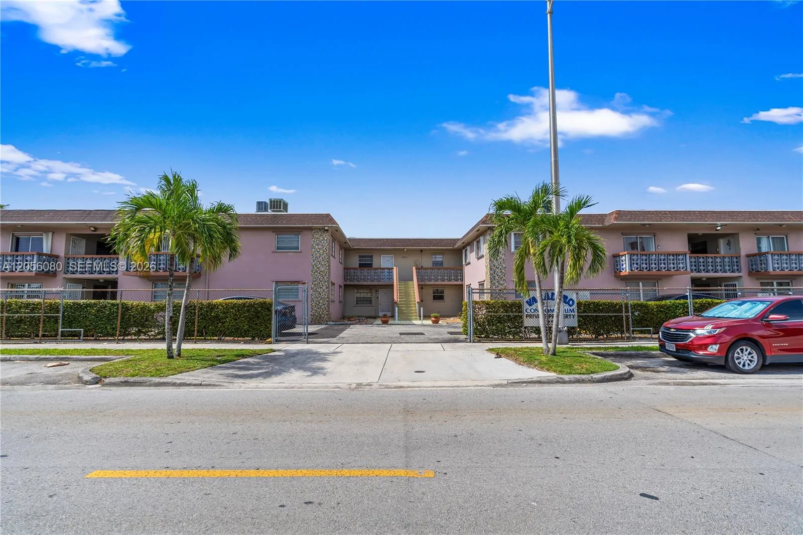 1250 W 26th Pl # 108, Hialeah, FL 33010