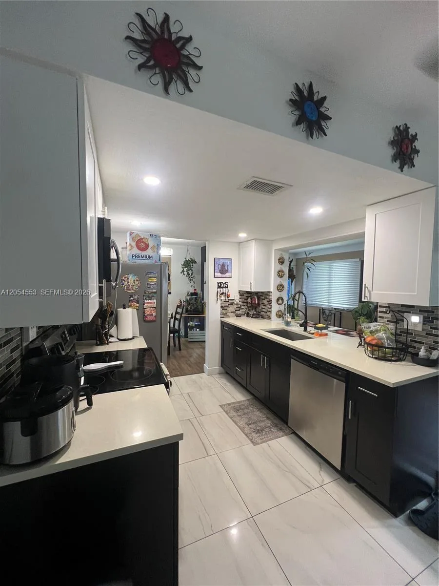 4108 NW 47th Ct, Tamarac, FL 33319 photo 13