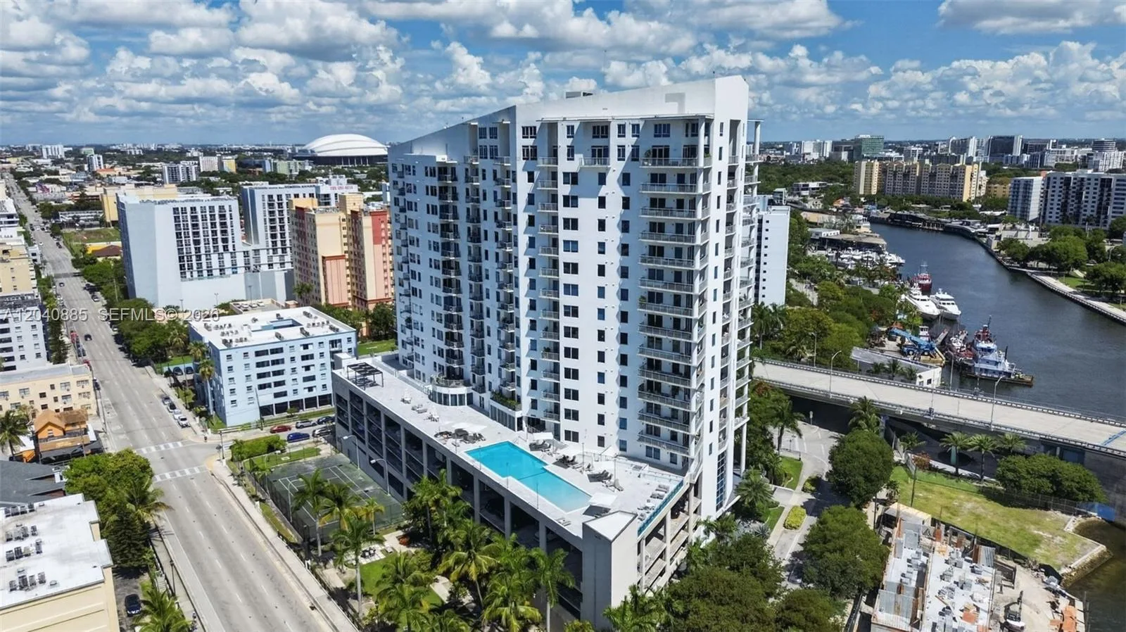 10 SW South River Dr # 1005, Miami, FL 33130 photo 2