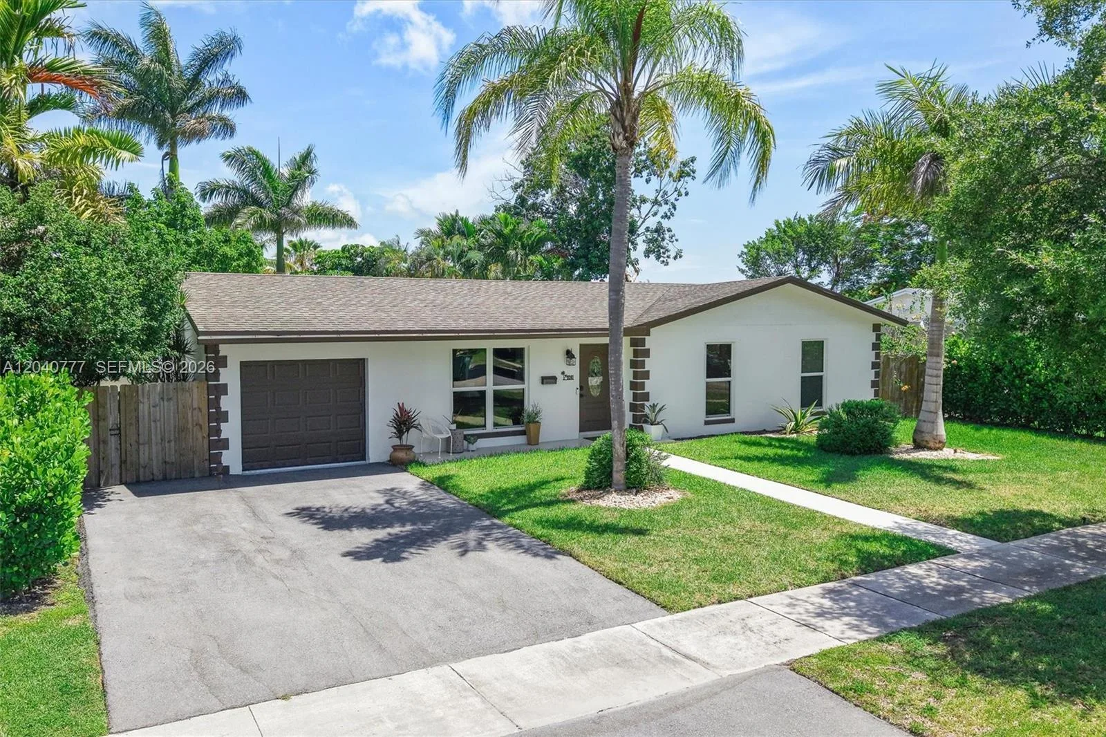 9241 SW 183rd Ter, Palmetto Bay, FL 33157