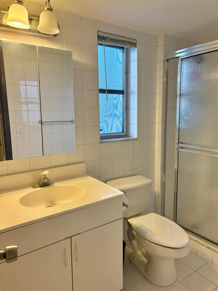 160 PLYMOUTH V, West Palm Beach, FL 33417 photo 8