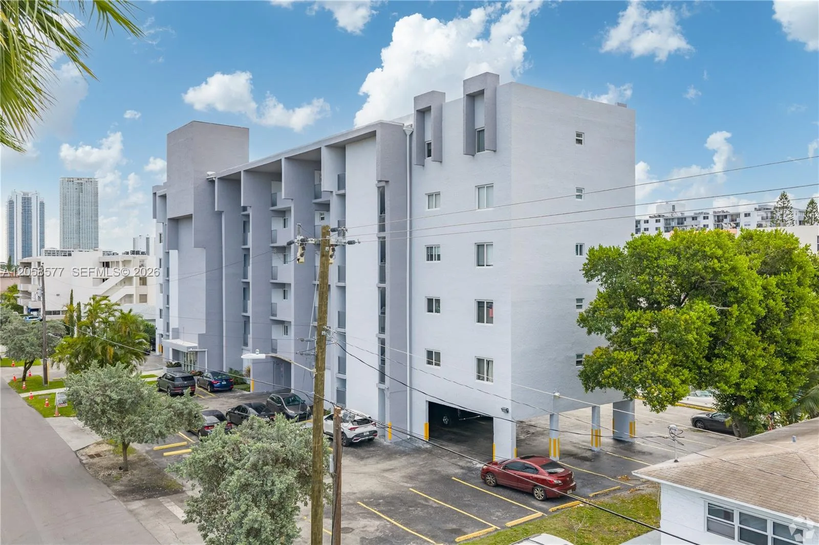 3626 NE 168th St # 504, North Miami Beach, FL 33160