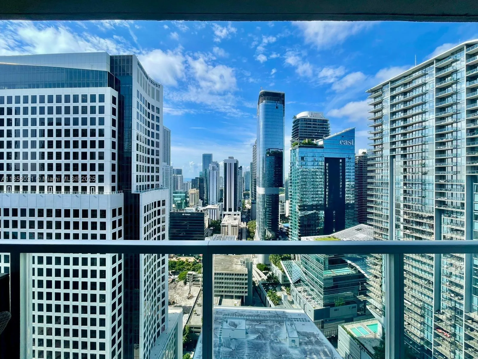 55 SE 6th St # 1902, Miami, FL 33131