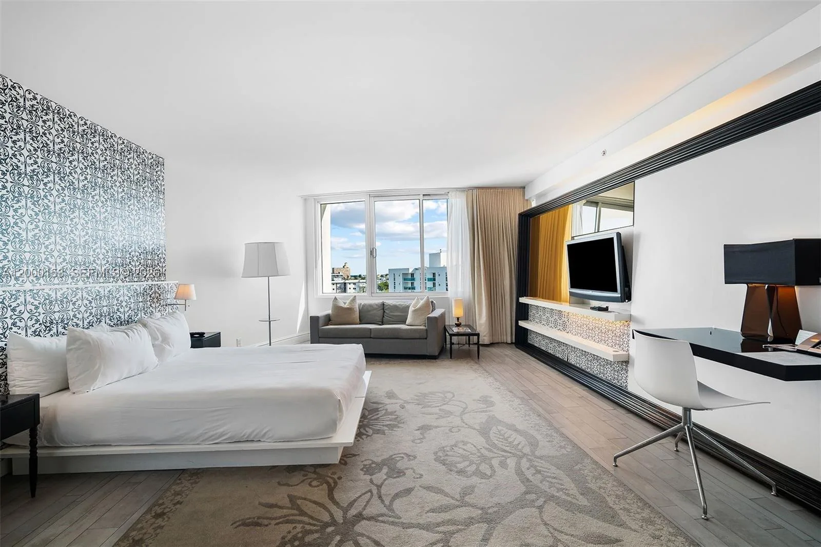 1100 West Ave # 819, Miami Beach, FL 33139 photo 4