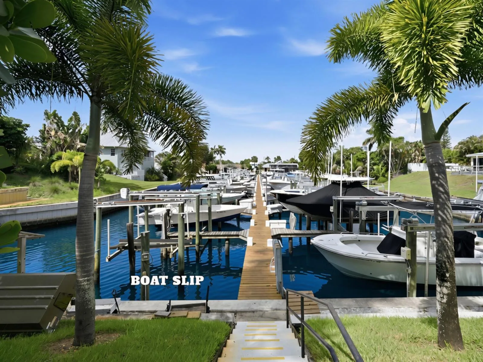 4564 SE Robertson Road, Stuart, FL 34997