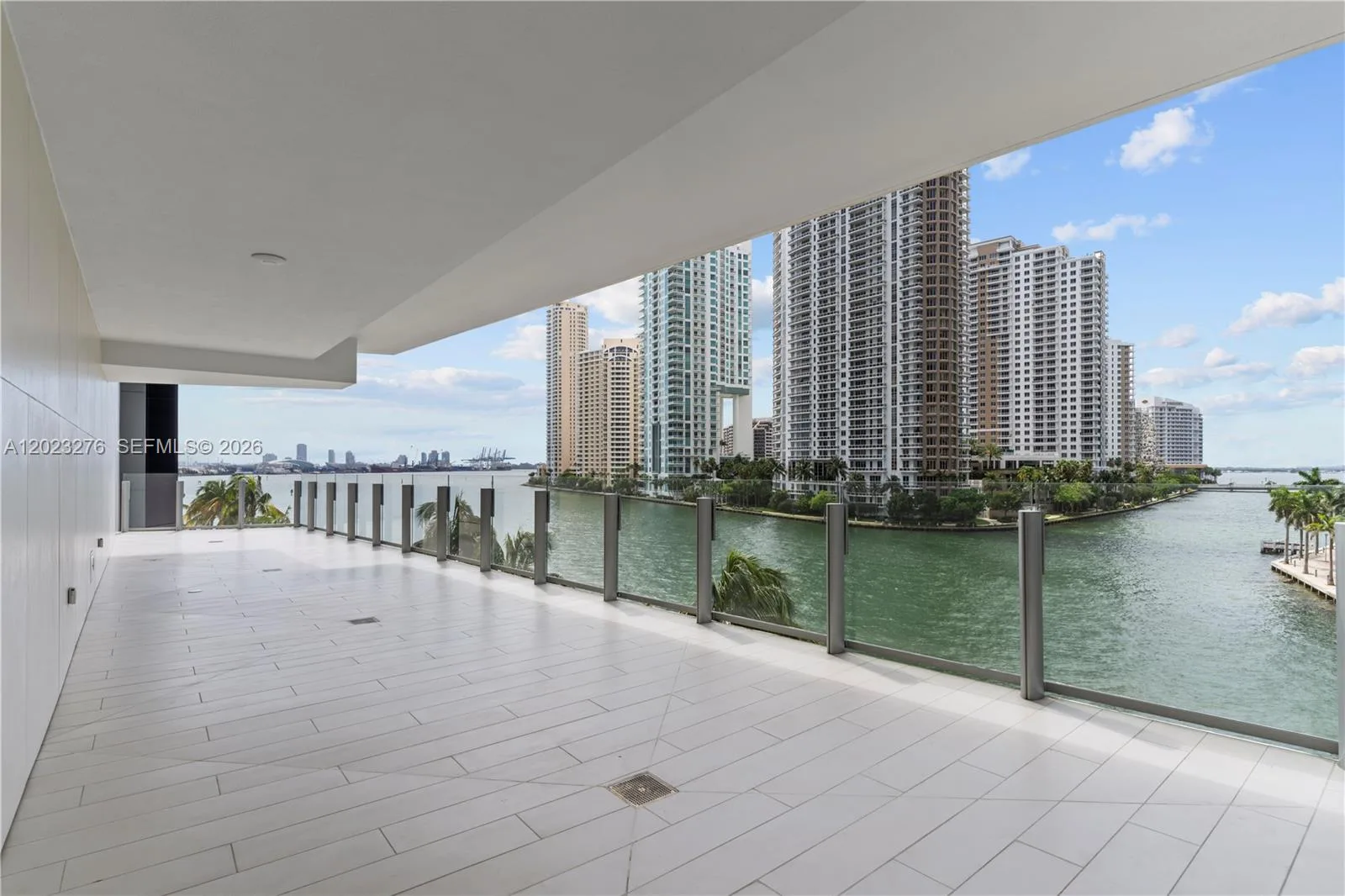 300 Biscayne Blvd Way # 804, Miami, FL 33131 photo 3