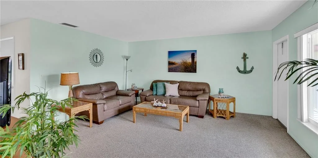 6 Vista Palm Lane # 202, Vero Beach, FL 32962
