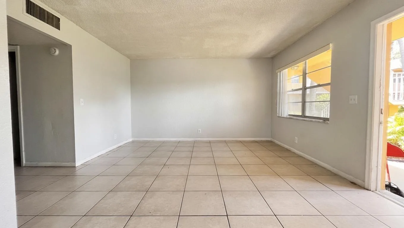 200 Croton Avenue # 111, Lantana, FL 33462 photo 7