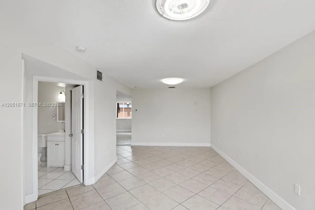 15250 SW 134th Pl # 110, Miami, FL 33177 photo 3