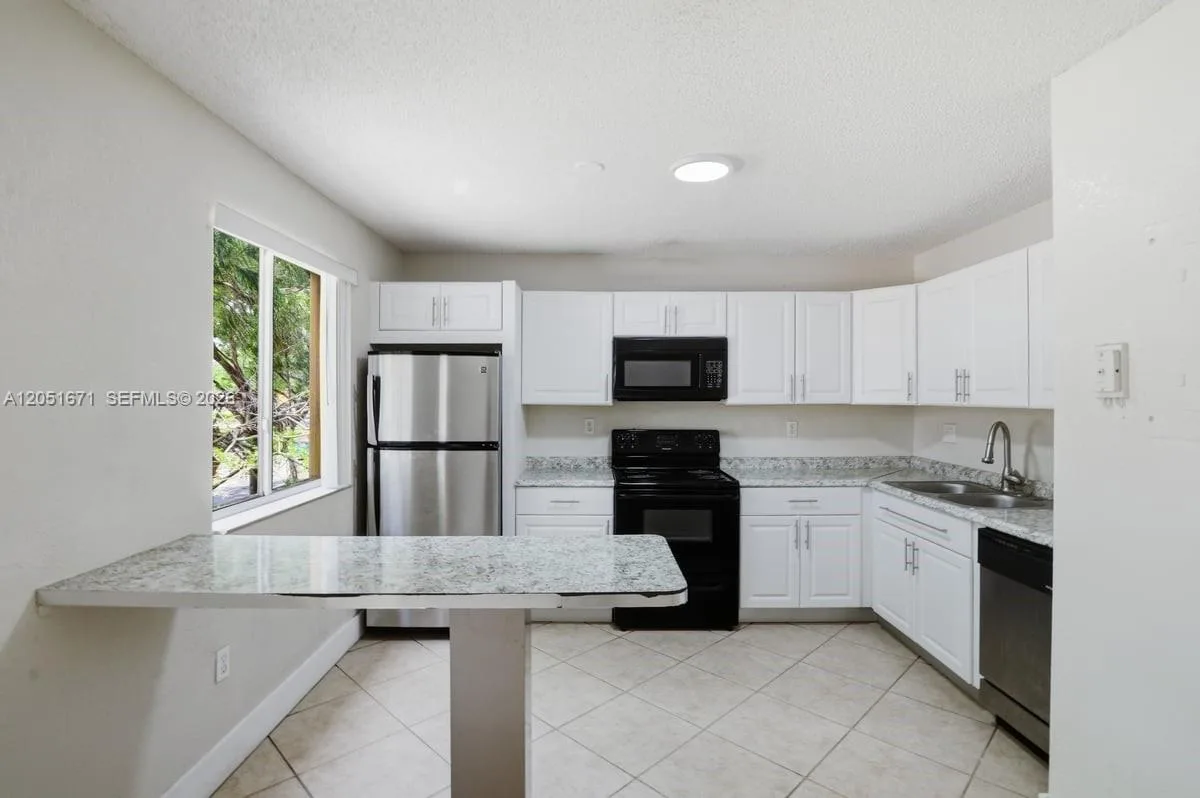 15250 SW 134th Pl # 110, Miami, FL 33177 photo 8