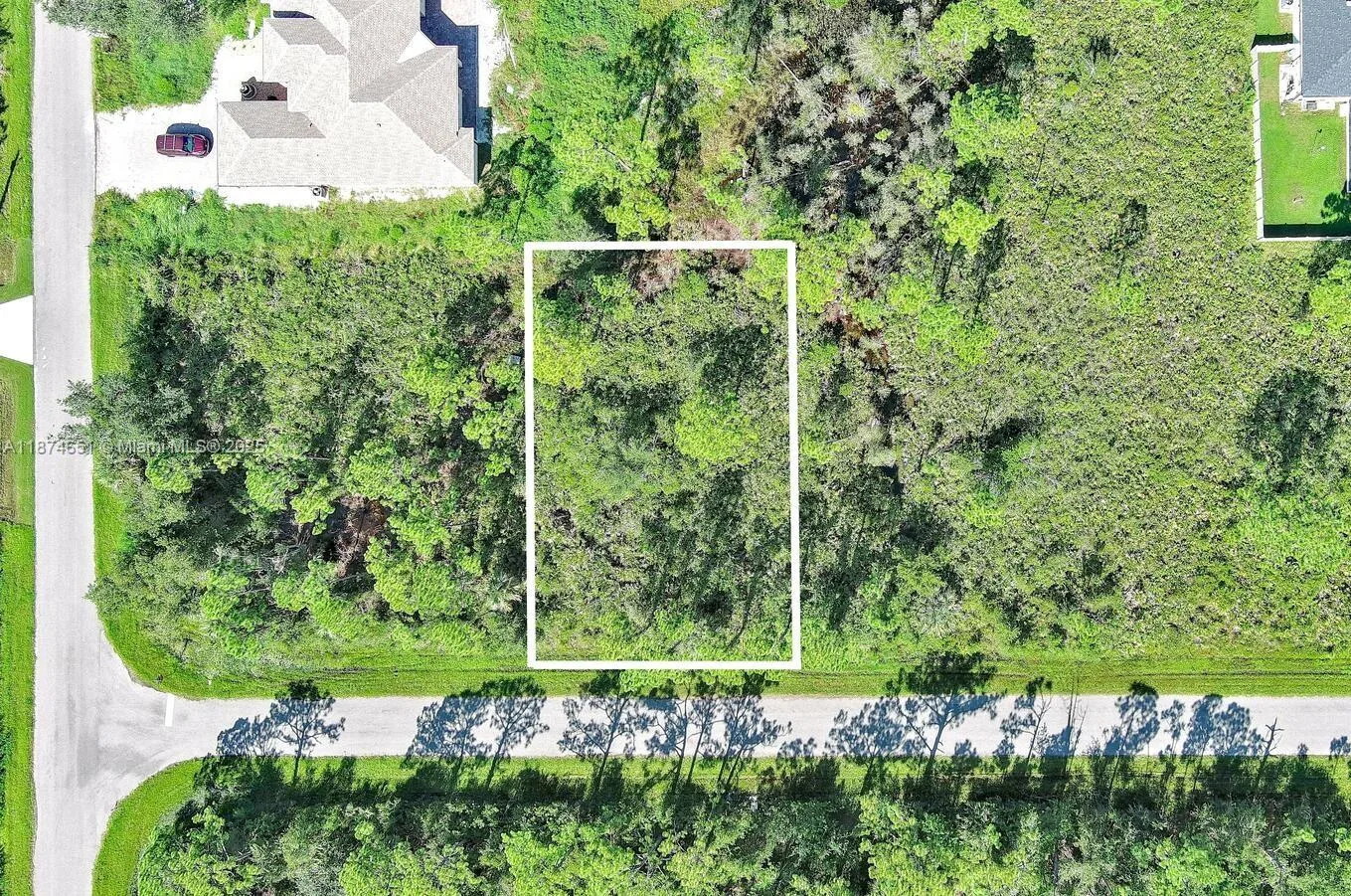 105 Mordecal St, Port Charlotte, FL 33953 photo 2