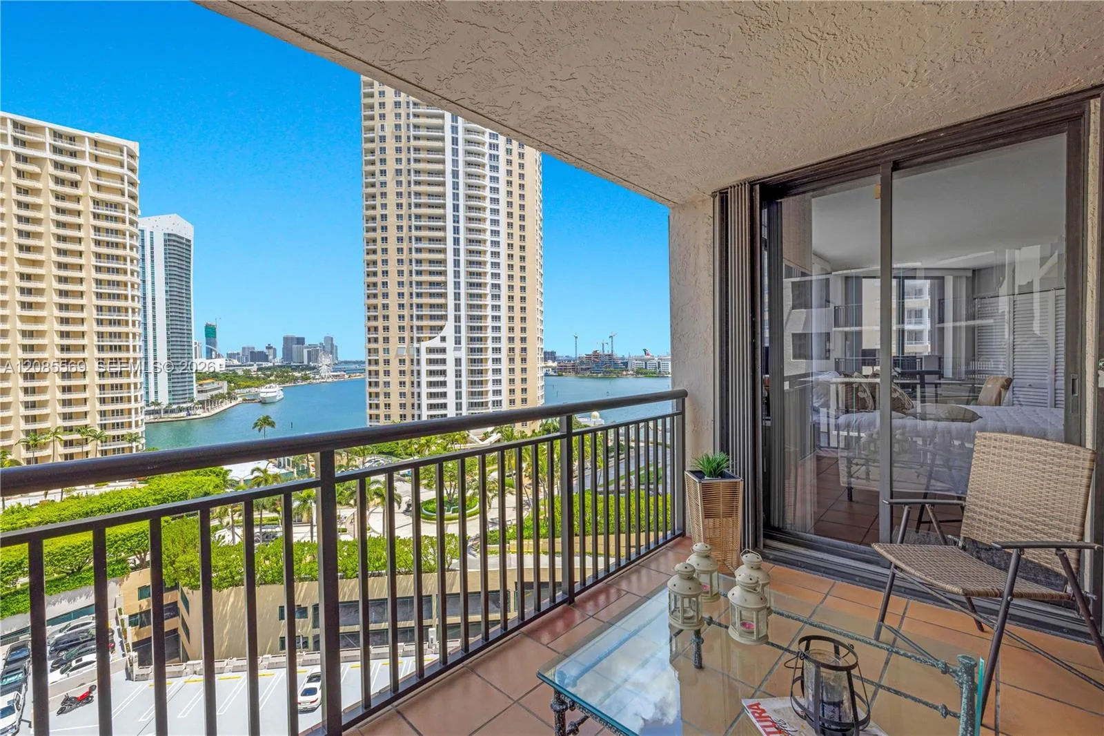 540 Brickell Key Dr # 1514, Miami, FL 33131