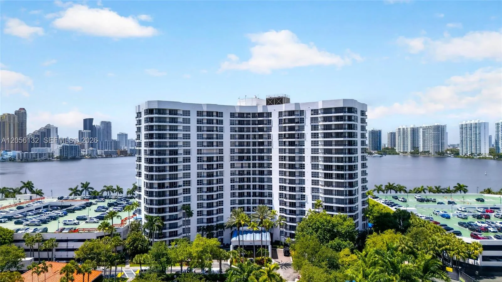 3600 Mystic Pointe Dr # 310, Aventura, FL 33180