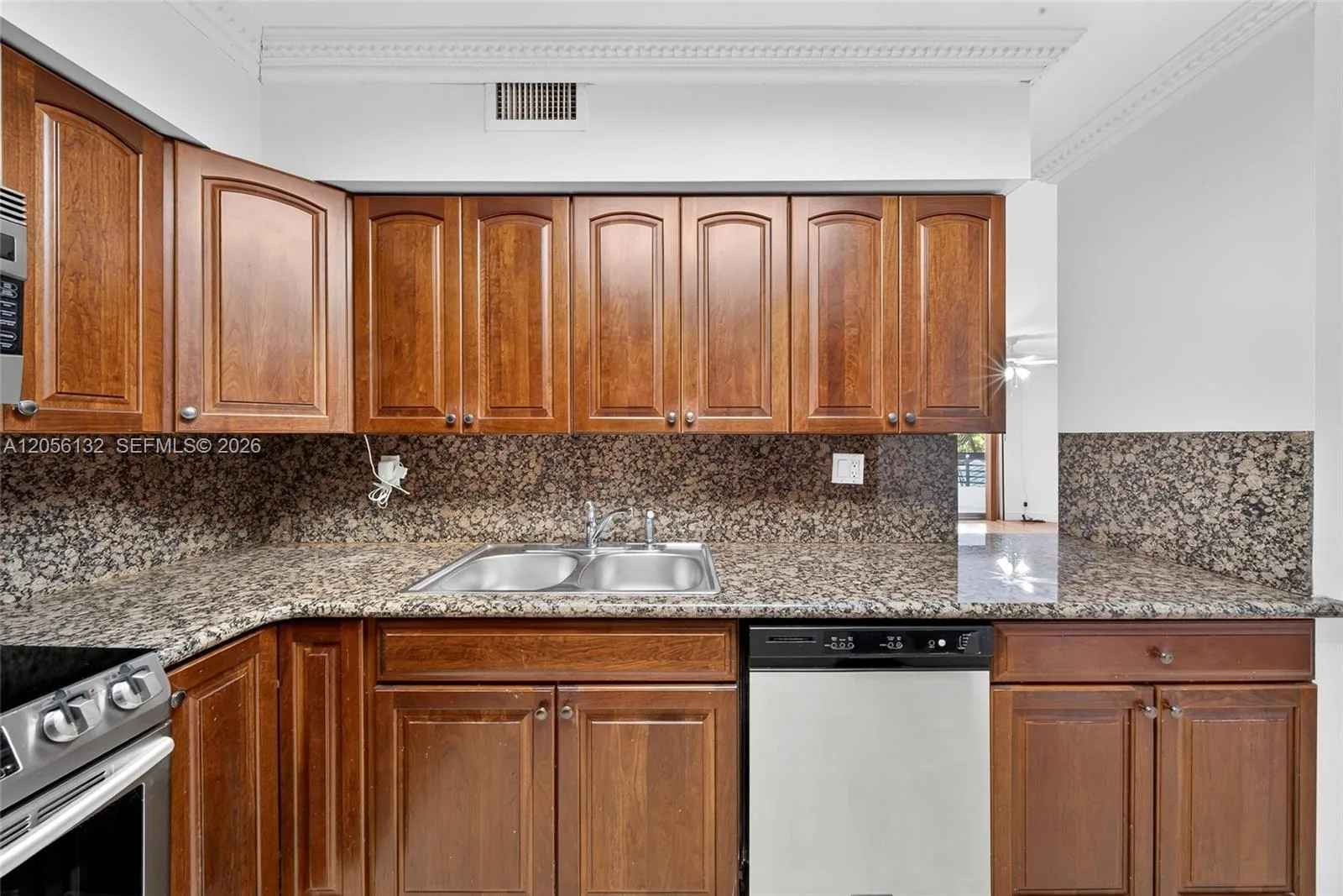 3600 Mystic Pointe Dr # 310, Aventura, FL 33180 photo 9