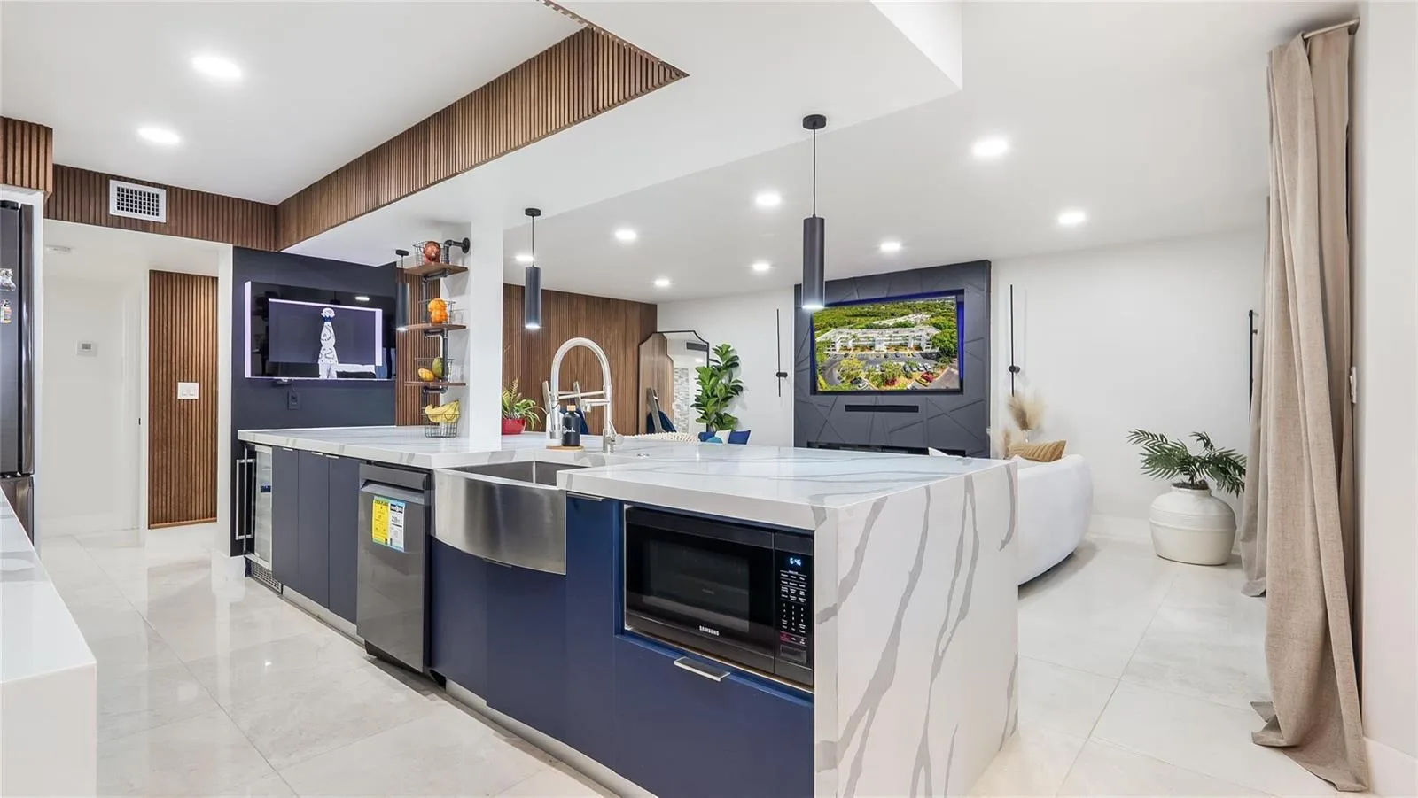 1410 Sheridan Street # 7I, Hollywood, FL 33020