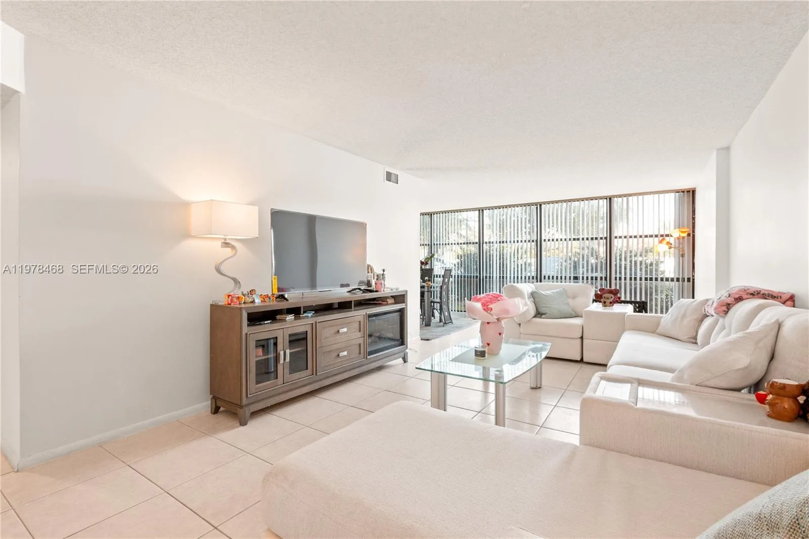 1000 Parkview Dr # 115, Hallandale Beach, FL 33009 photo 4