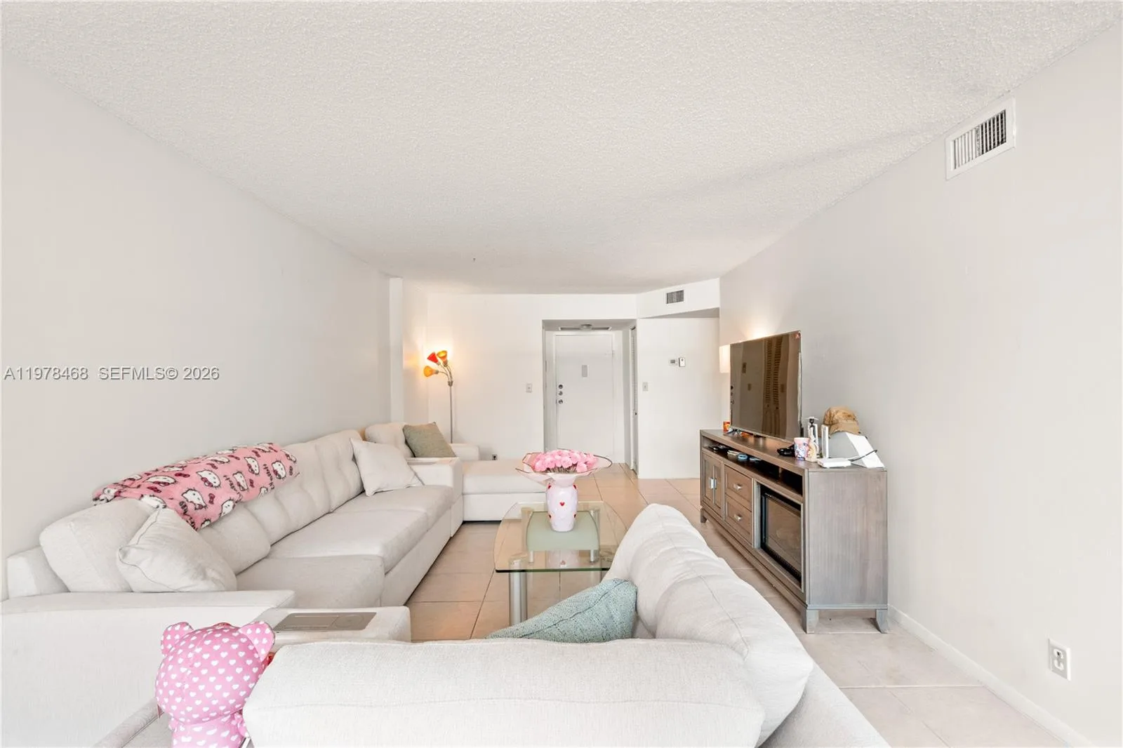 1000 Parkview Dr # 115, Hallandale Beach, FL 33009 photo 5
