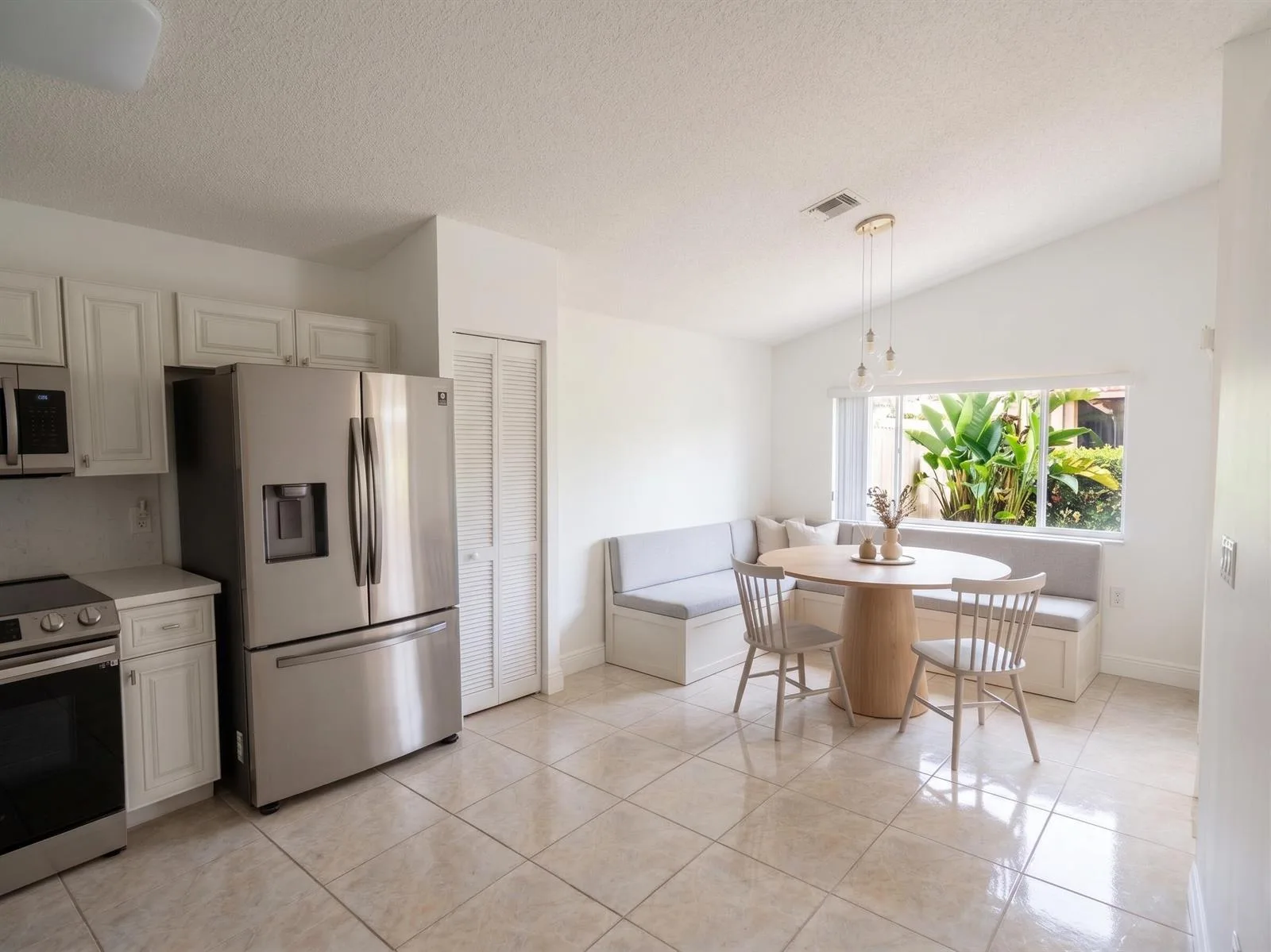 17904 SW 1st Street, Pembroke Pines, FL 33029 photo 3