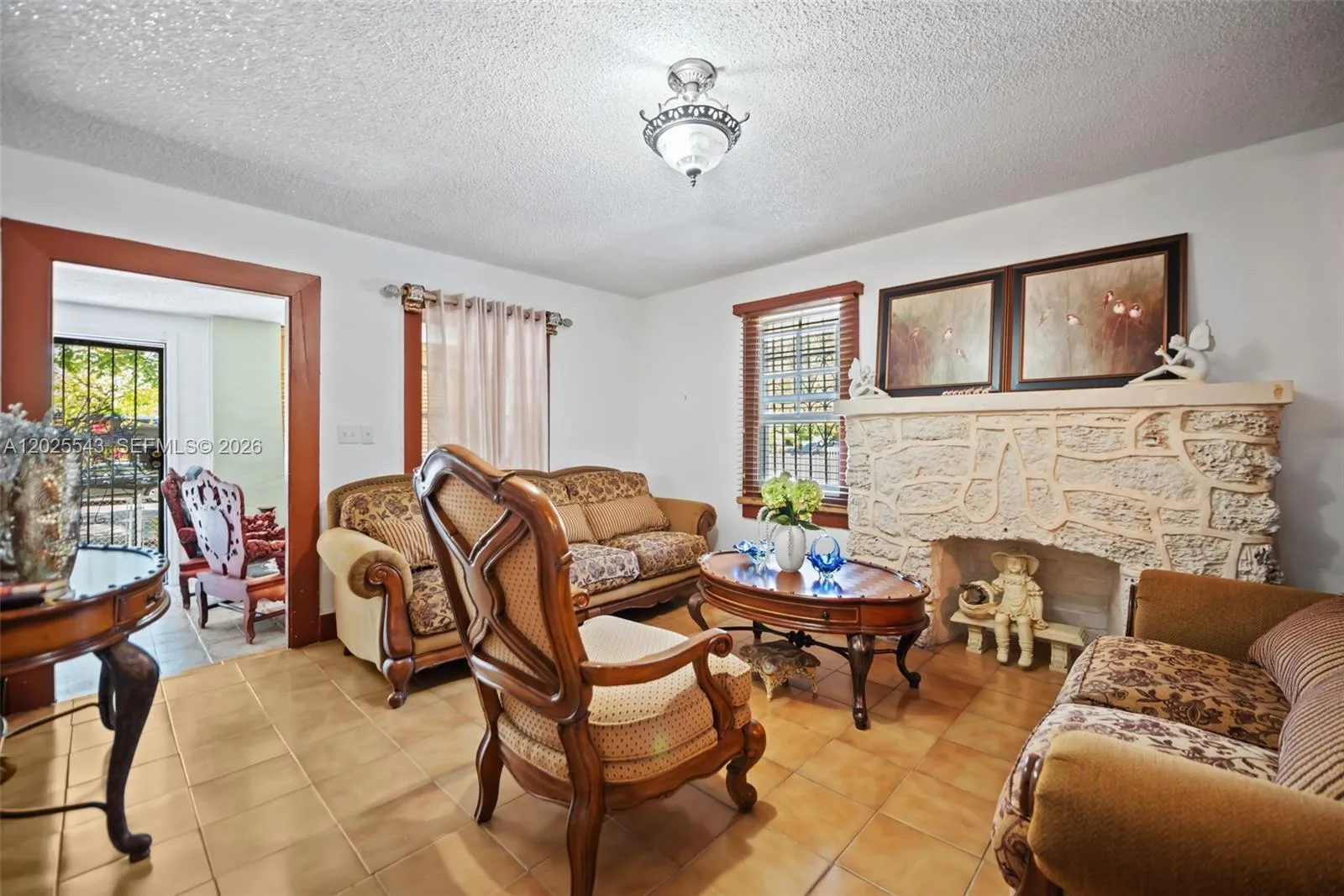 1053 NW 28th St, Miami, FL 33127 photo 8
