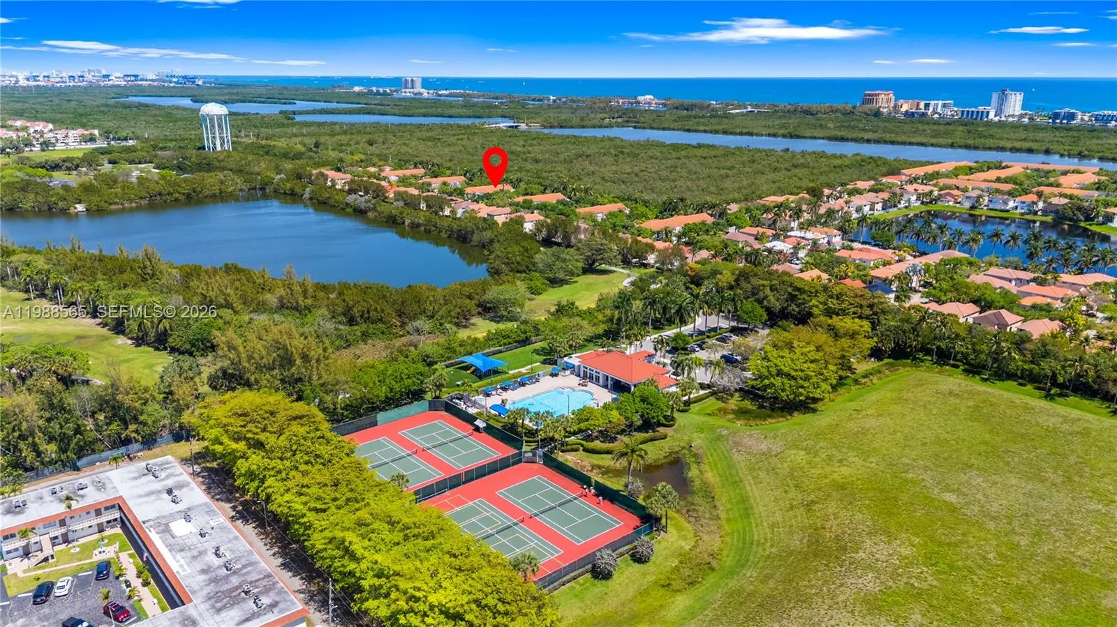 1120 Canella Ln, Hollywood, FL 33019 photo 3