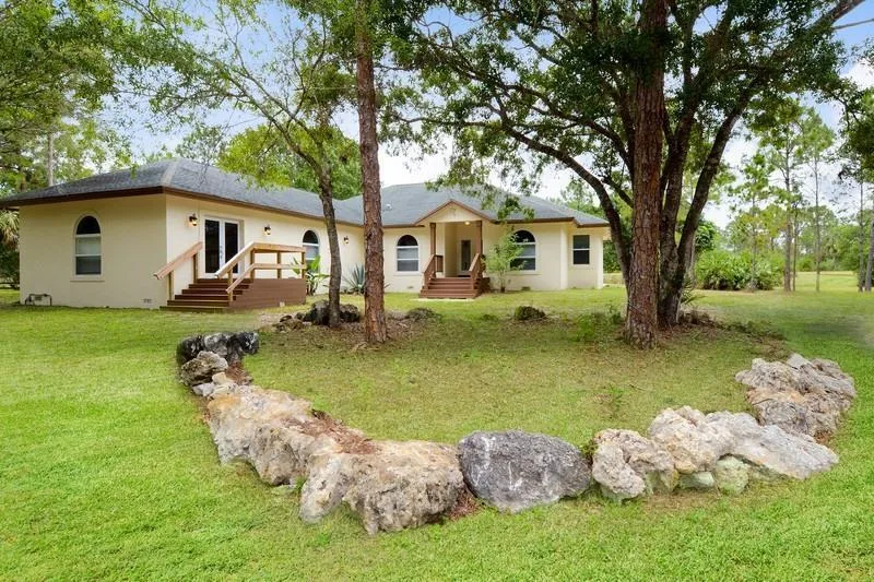 4935 Lame Panther Lane, Loxahatchee, FL 33470