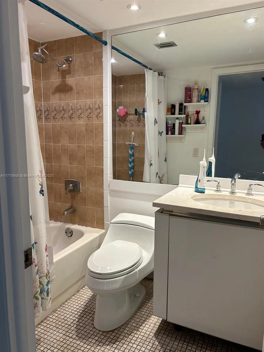 17890 W Dixie Highway # 714, North Miami Beach, FL 33160 photo 10