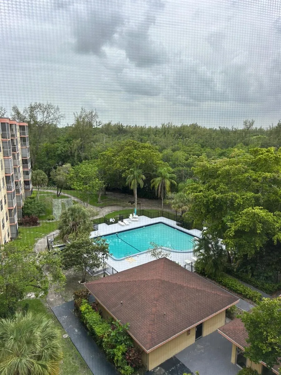 17890 W Dixie Highway # 714, North Miami Beach, FL 33160 photo 11