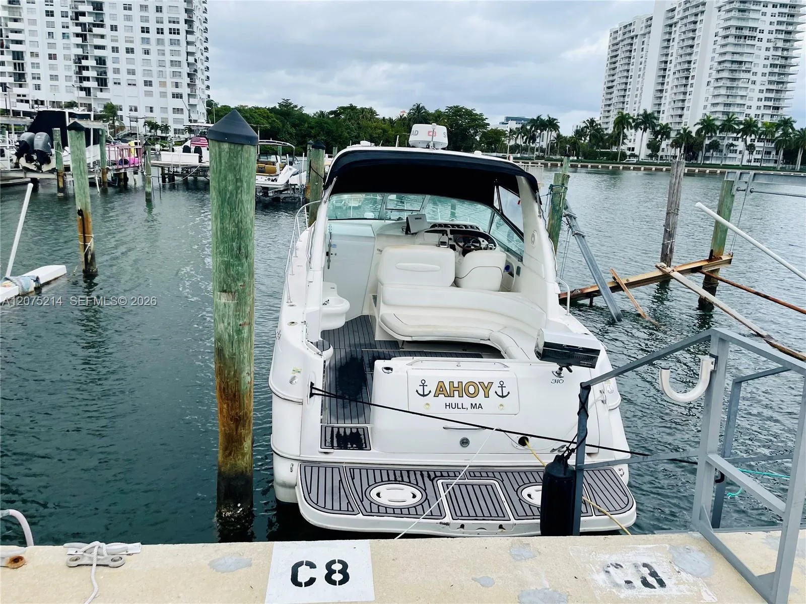 18081 Biscayne Blvd *BOAT SLIP C-8, Aventura, FL 33160 photo 2