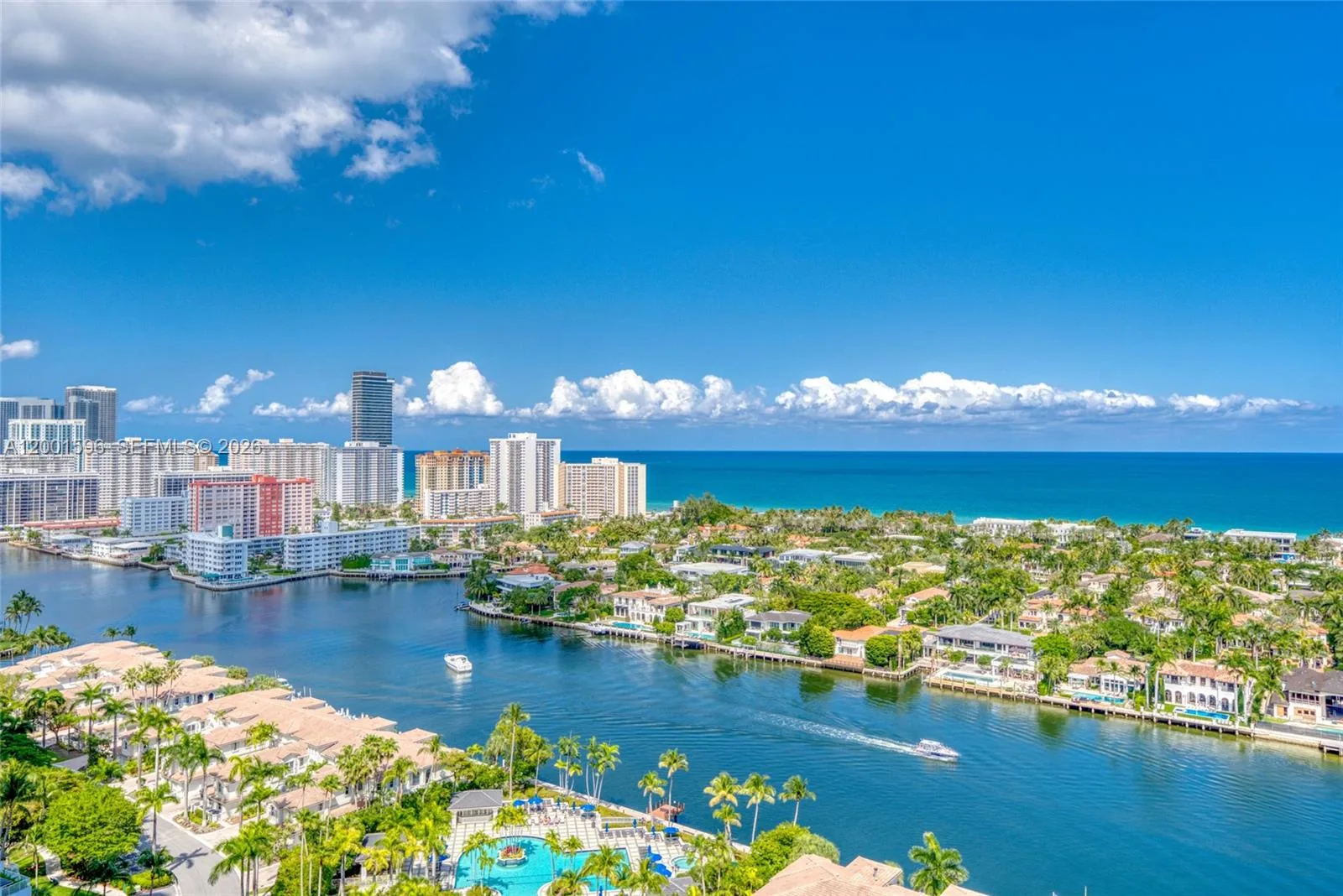 21050 Point Pl # 2301, Aventura, FL 33180