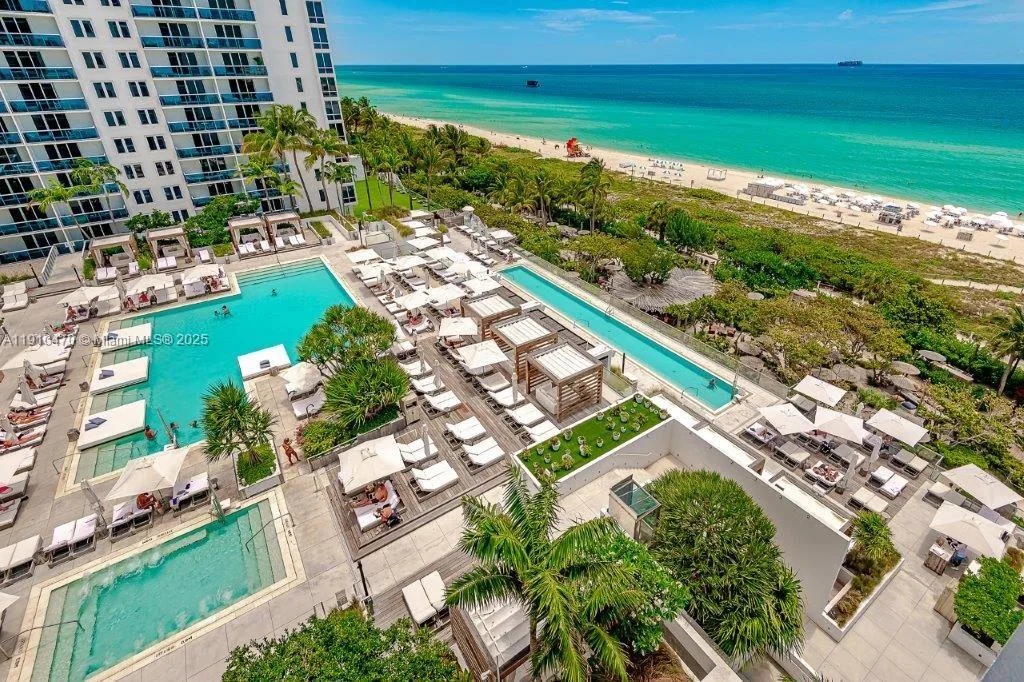 2301 Collins Ave # 310, Miami Beach, FL 33139