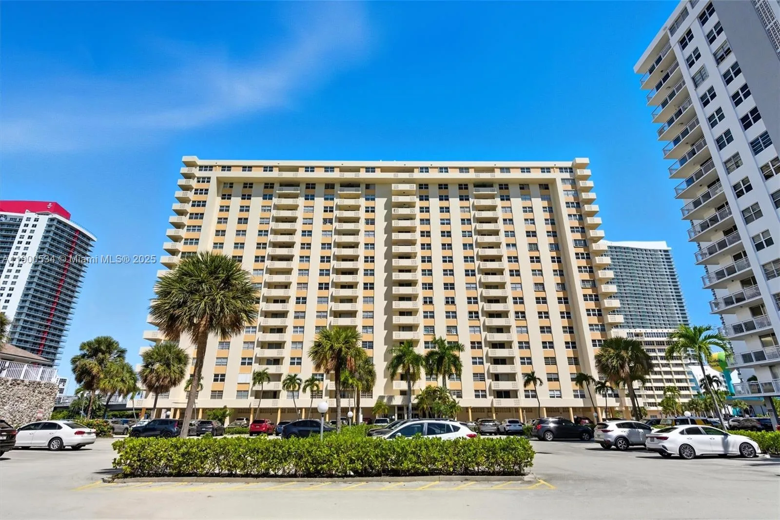 1833 S Ocean Dr # 1809, Hallandale Beach, FL 33009